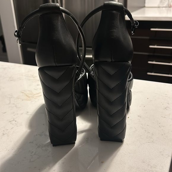 Aldo Pillow walk heels black 7.5 - Picture 4 of 4